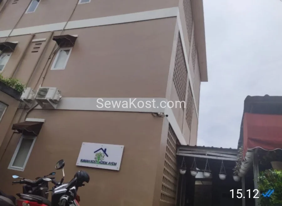Foto RUMAH KOS ADEM AYEM - JL MT Haryono Pancoran ( STRATEGIS )