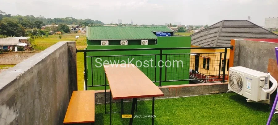 Foto 13 d'Loft kost Exclusive Putri KIIC SURYACIPTA KIM GA