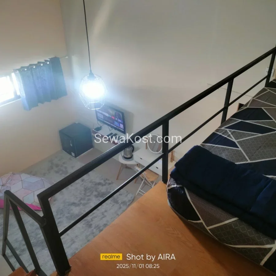 Foto 2 d'Loft kost Exclusive Putri KIIC SURYACIPTA KIM GA