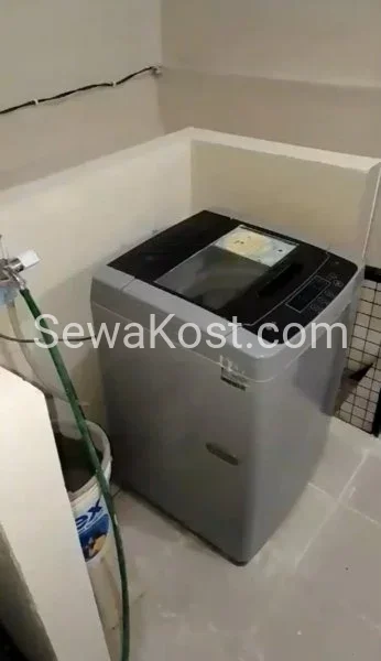 Foto 11 d'Loft kost Exclusive Putri KIIC SURYACIPTA KIM GA