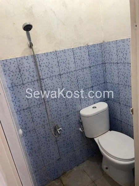 Foto 4 KOS PUTRI DEKAT UNS