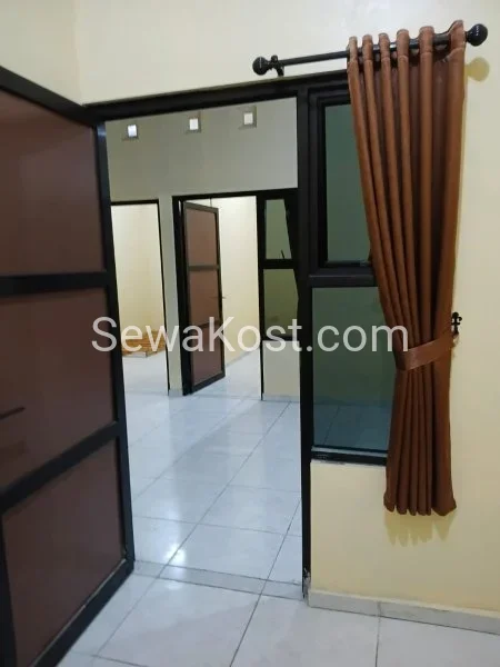 Foto 8 Blessed House Kost di Bendanduwur, Gajahmungkur, Semarang