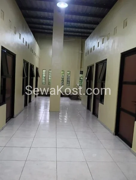 Foto Blessed House Kost di Bendanduwur, Gajahmungkur, Semarang