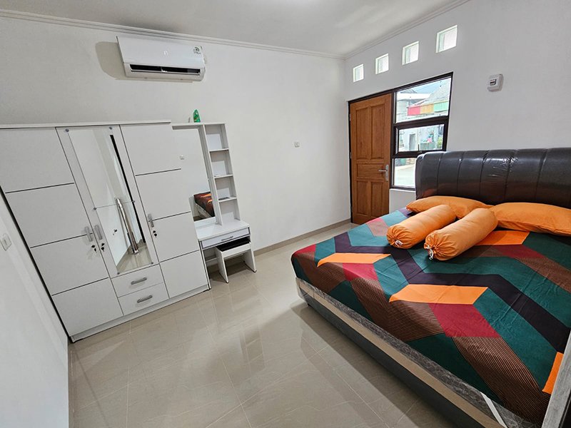 Foto 14 KOST29 KLENDER JAKARTA TIMUR PARKIR MOBIL LUAS JL