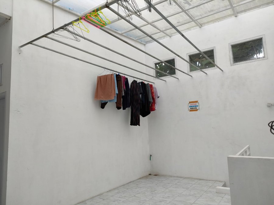 Foto 10 Kost Putri Alhizam di Malang