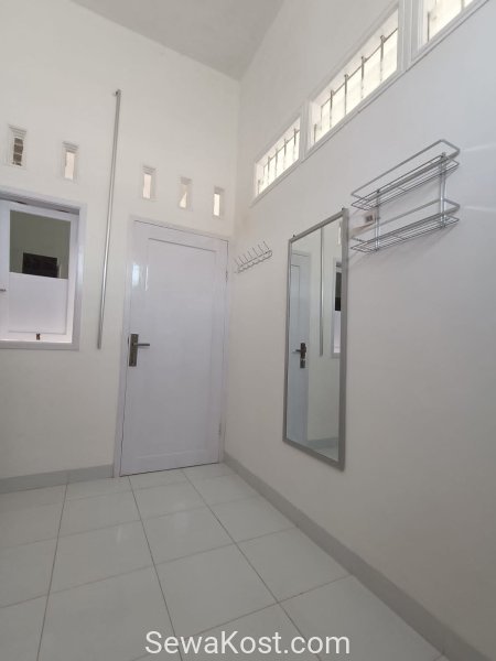 Foto 17 Kost Putri Alhizam di Malang